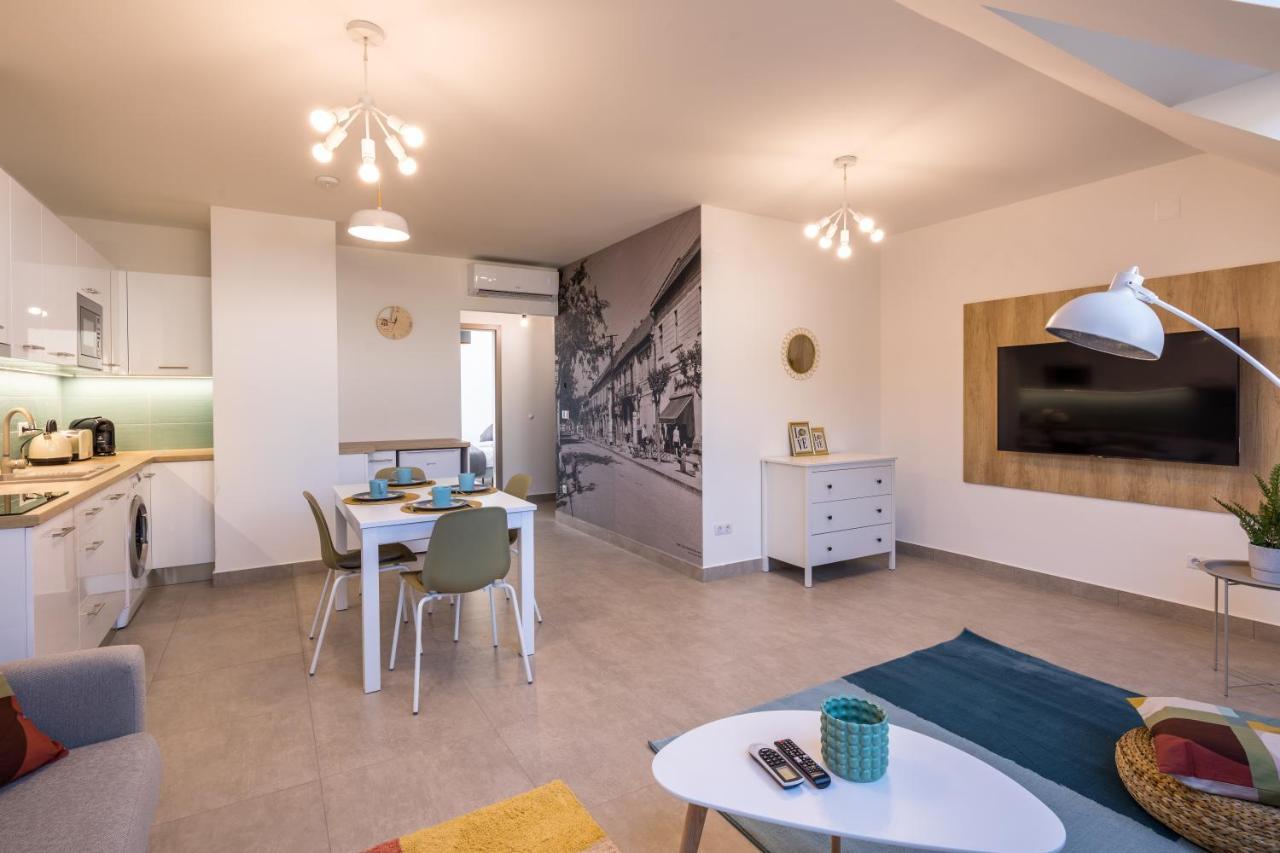 Stafetahaz Apartmanok Vác Zewnętrze zdjęcie