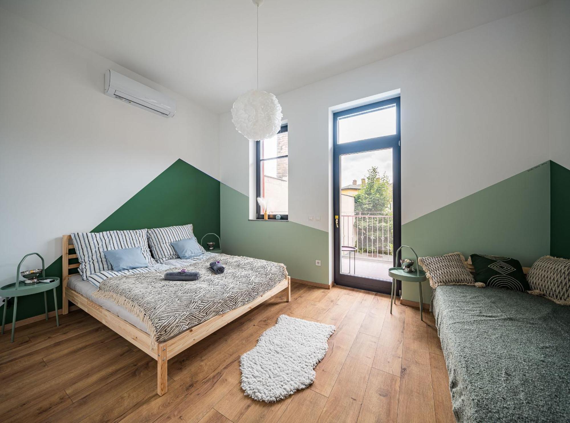 Stafetahaz Apartmanok Vác Zewnętrze zdjęcie