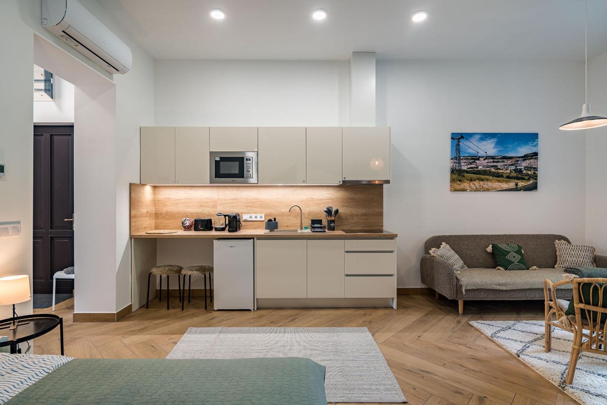 Stafetahaz Apartmanok Vác Zewnętrze zdjęcie