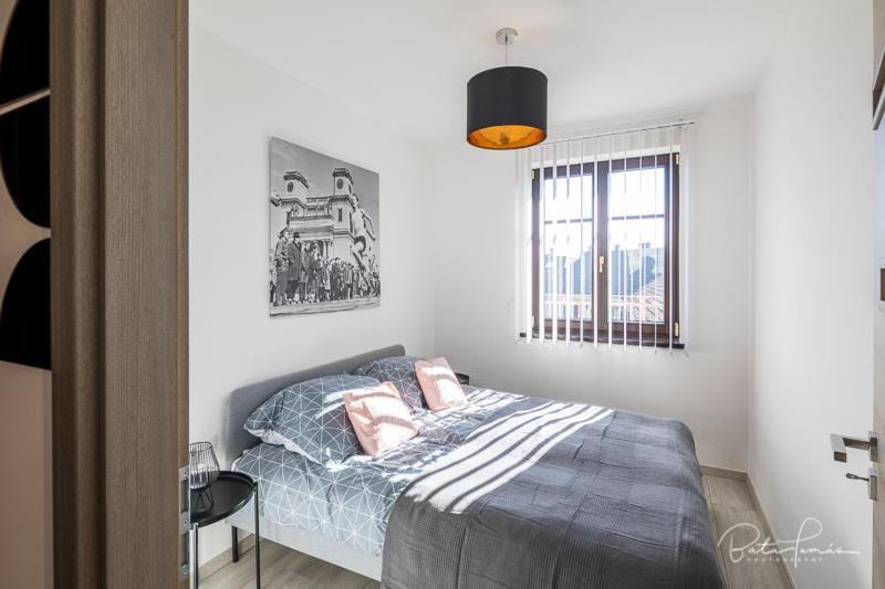 Stafetahaz Apartmanok Vác Zewnętrze zdjęcie